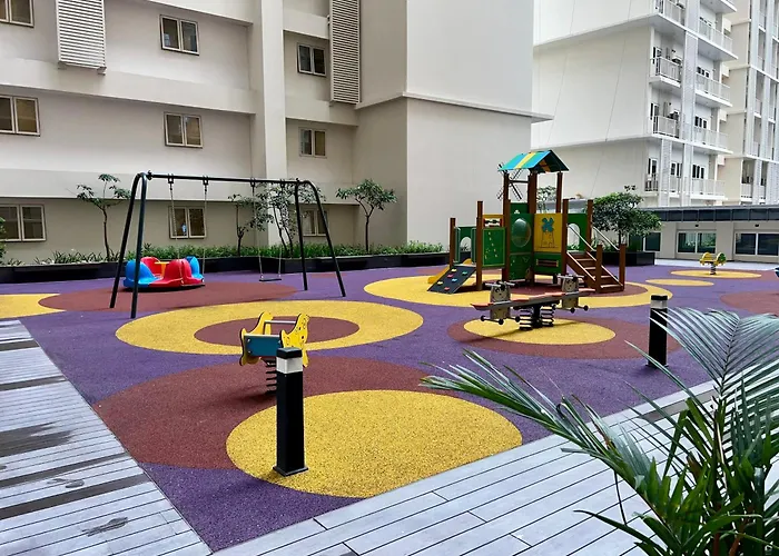 A1 In Mckinley Apartment Manila